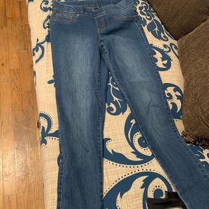 Women’s faded glory denim jeggings